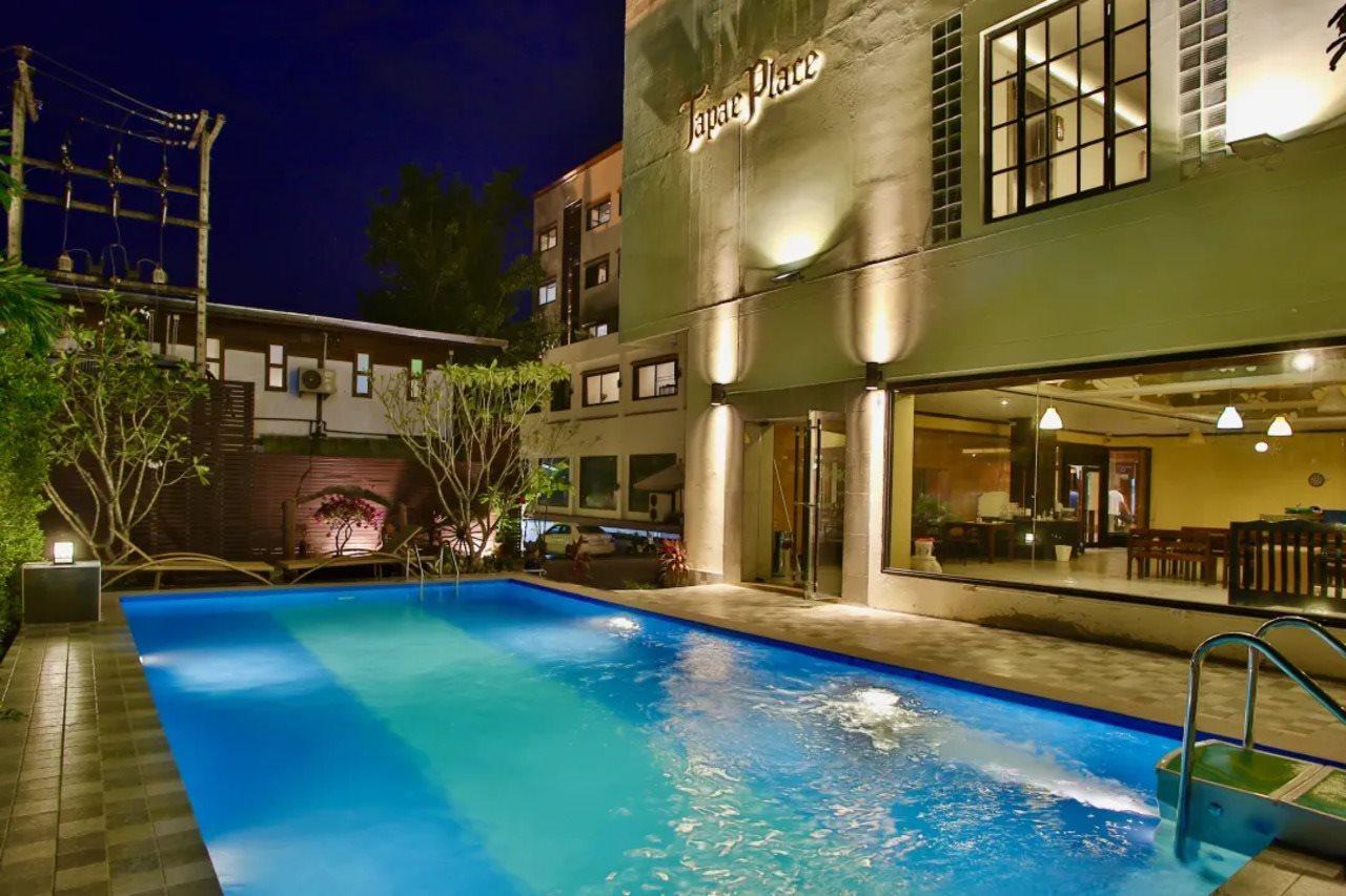 Thapaeplacehotel Chiang Mai Exterior photo
