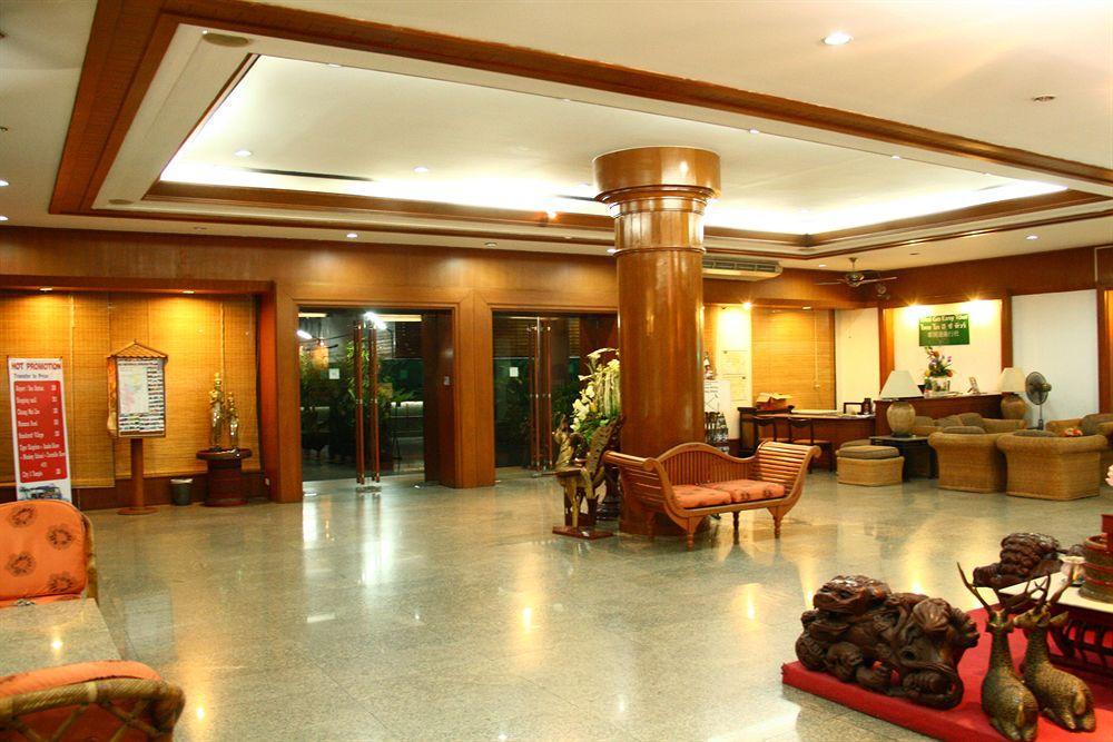 Thapaeplacehotel Chiang Mai Exterior photo