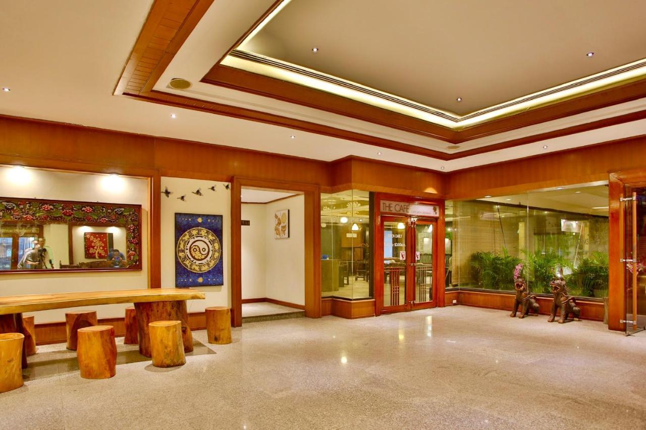 Thapaeplacehotel Chiang Mai Exterior photo